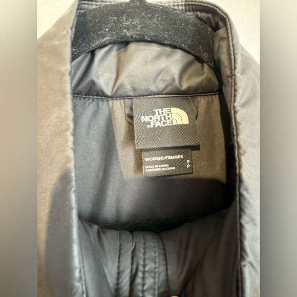 NorthFace Black Winter Waterproof Front Zip Jacket - Picture 3 of 5